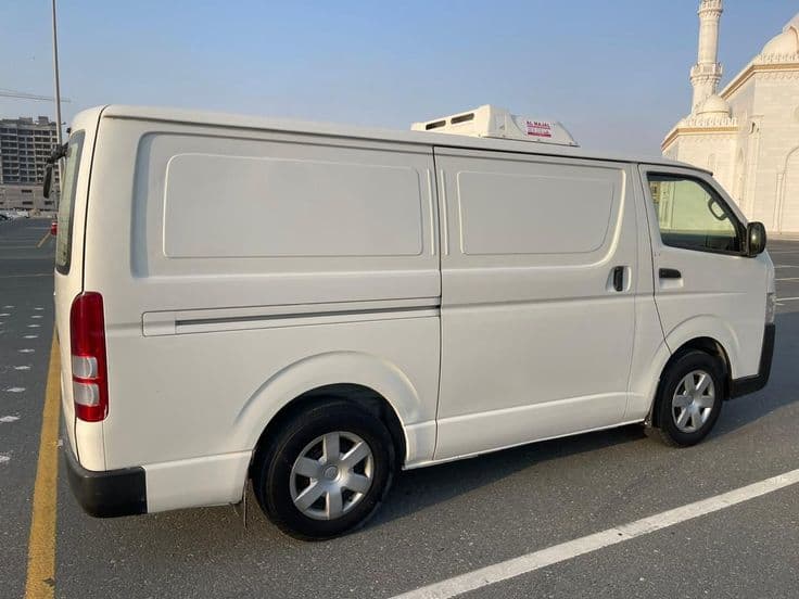 Blog image for Business Ready Chiller Van in Dubai for Timely Deliveries - Dubai Chiller Transport article about Complete cold chain Dubai